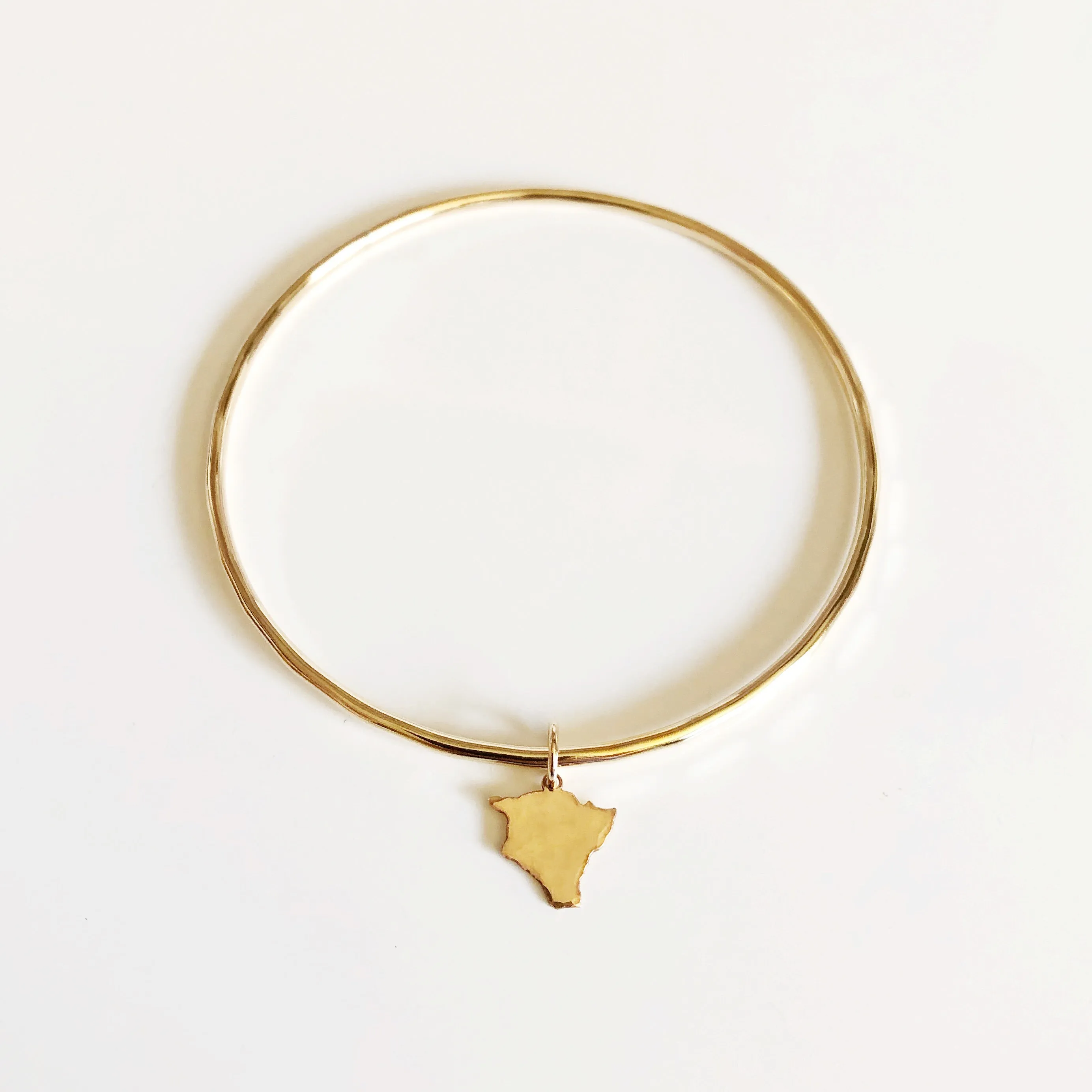 Big island charm bangle (B389)