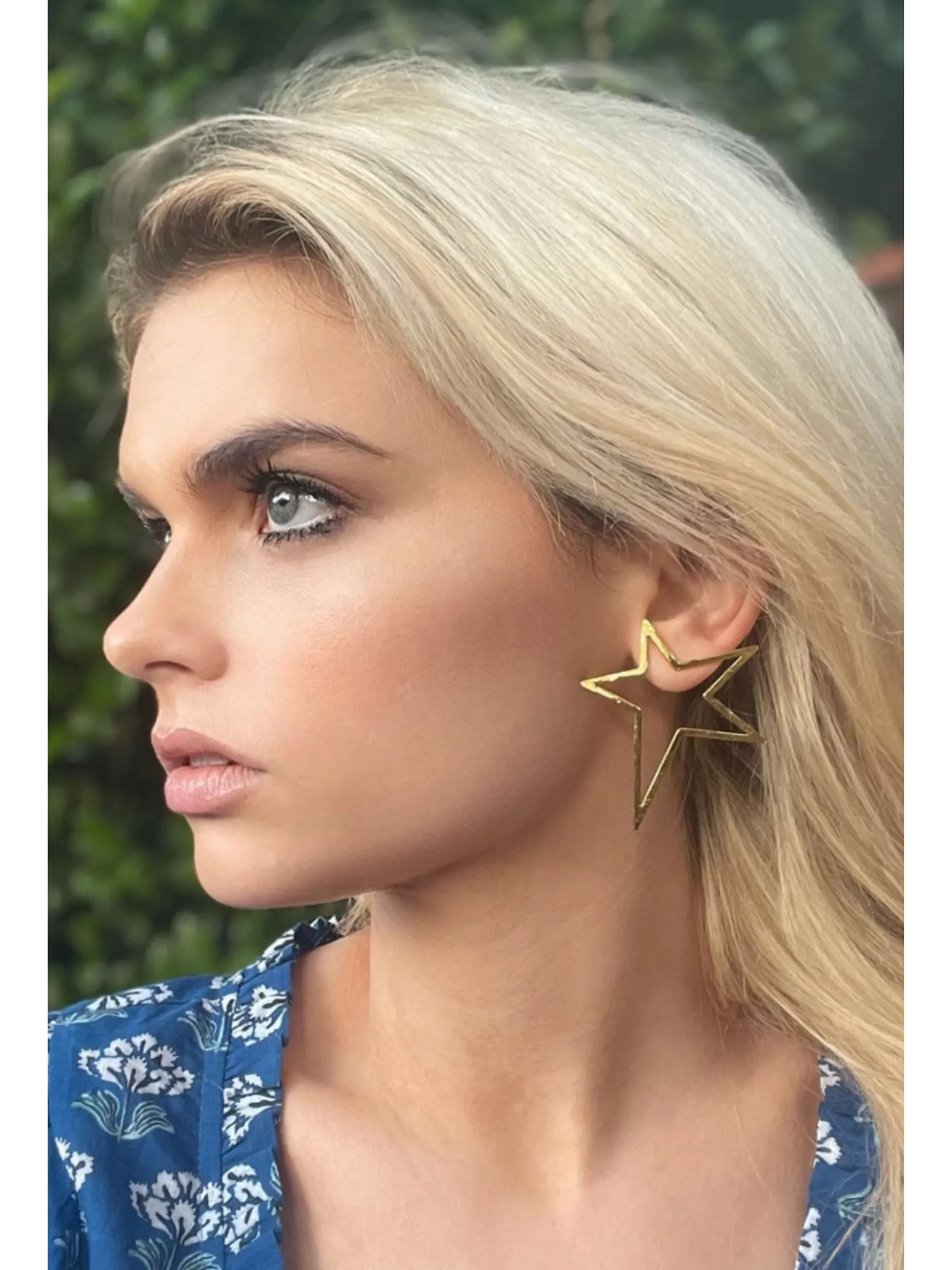 Gold Shooting Star Dust Post Earrings