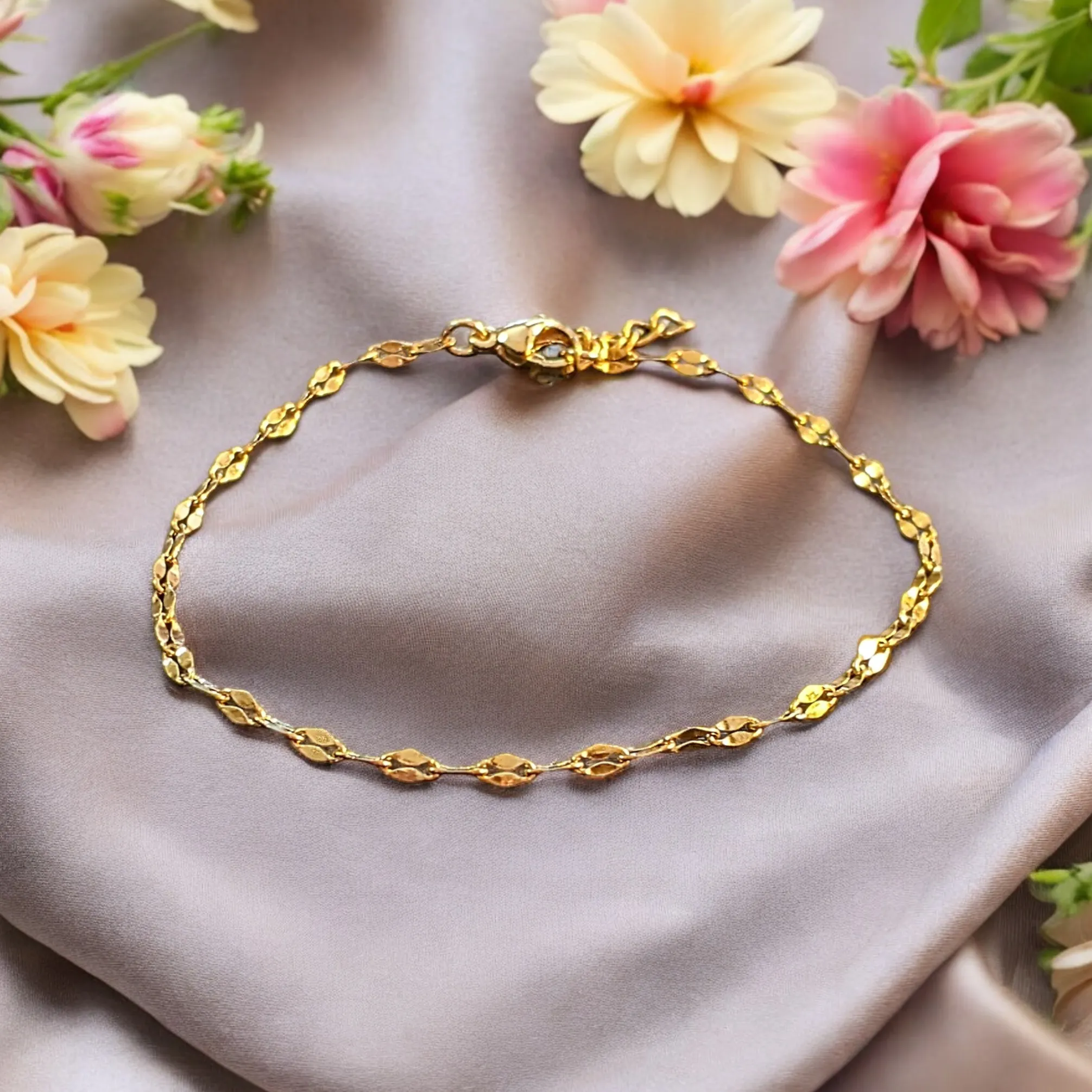 Gold Sparkle Chain Bracelet