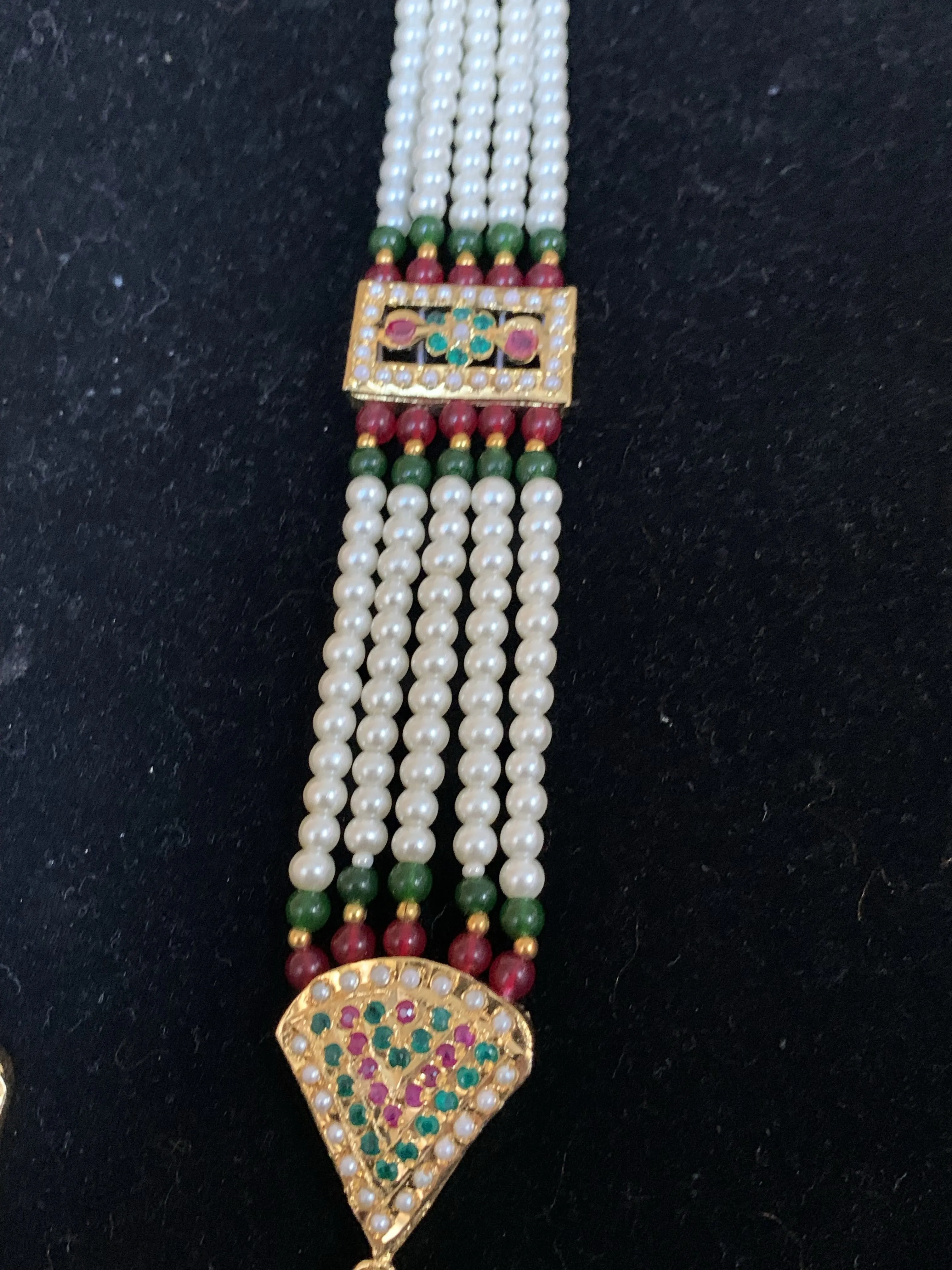 Huriya Ruby emerald rani haar ( SHIPS IN 4 WEEKS )