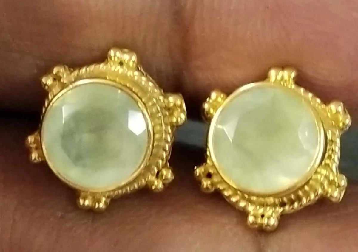 Natural Prehnite Round Stud Sterling Silver 18crt Gold Plated Stud