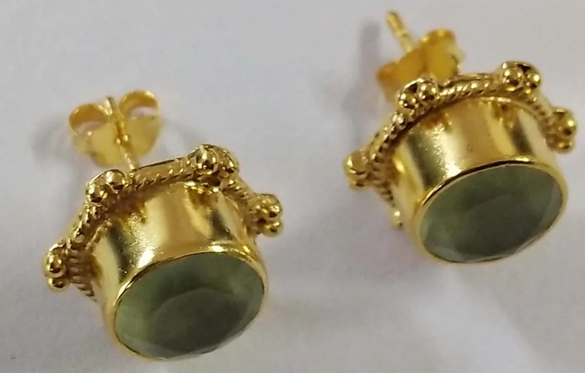 Natural Prehnite Round Stud Sterling Silver 18crt Gold Plated Stud