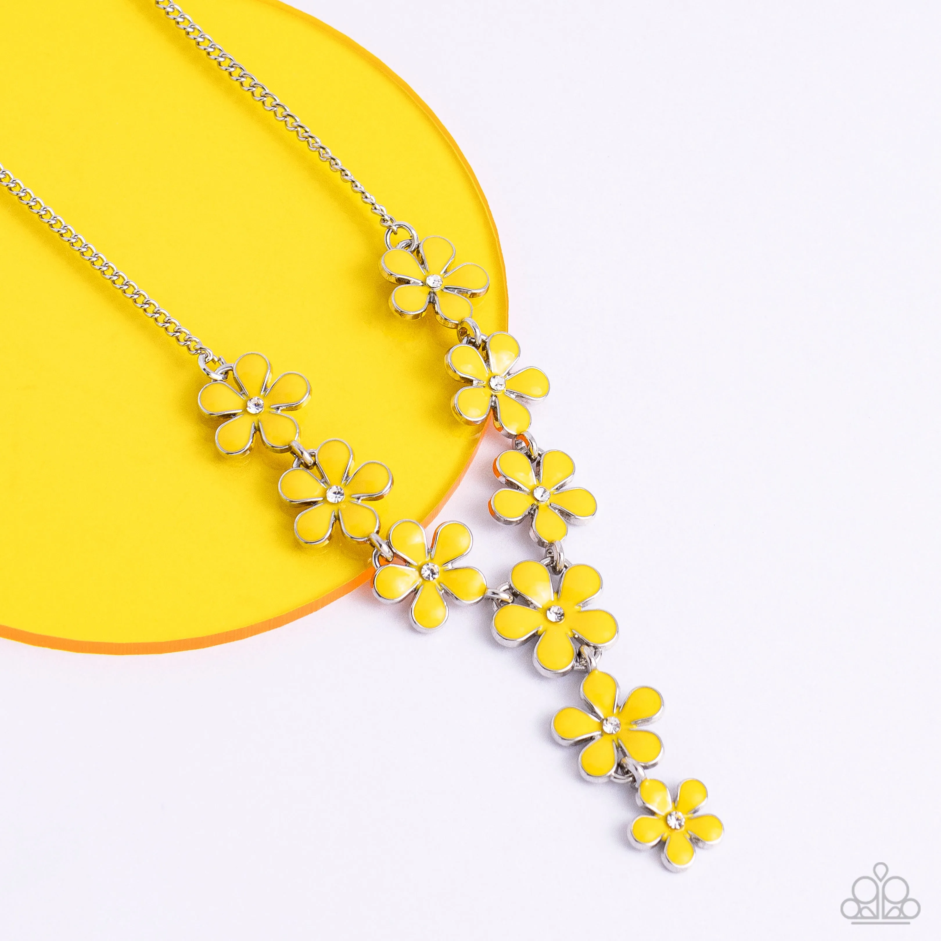 Necklaces Flowering Feature - Yellow N324