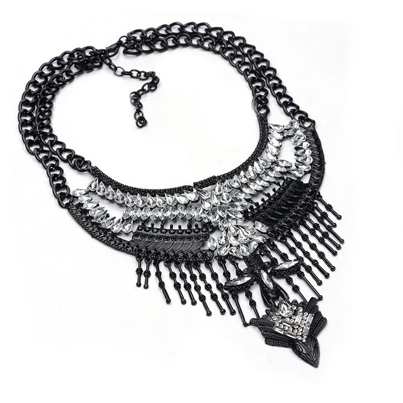 New Popular Fashion Women Vintage Necklace Collar Costume Atmosphere Metal Maxi Statement Necklaces & Pendants