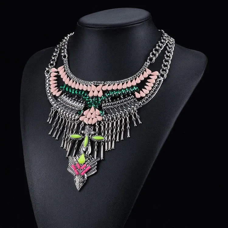 New Popular Fashion Women Vintage Necklace Collar Costume Atmosphere Metal Maxi Statement Necklaces & Pendants