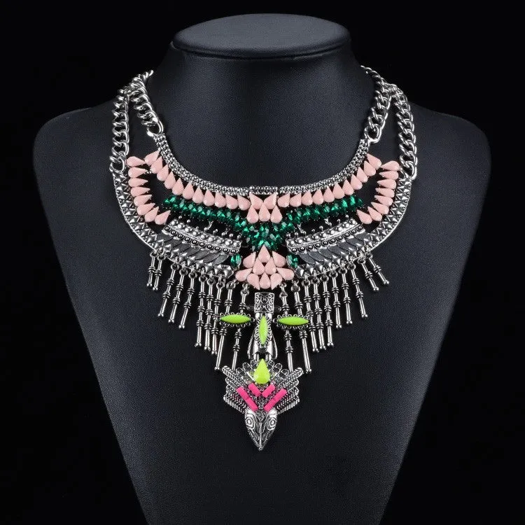 New Popular Fashion Women Vintage Necklace Collar Costume Atmosphere Metal Maxi Statement Necklaces & Pendants