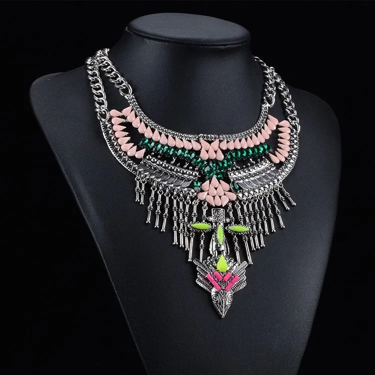 New Popular Fashion Women Vintage Necklace Collar Costume Atmosphere Metal Maxi Statement Necklaces & Pendants