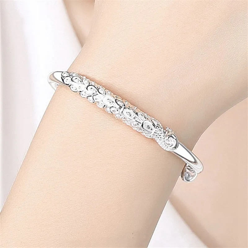 Silver plated leaf bracelet