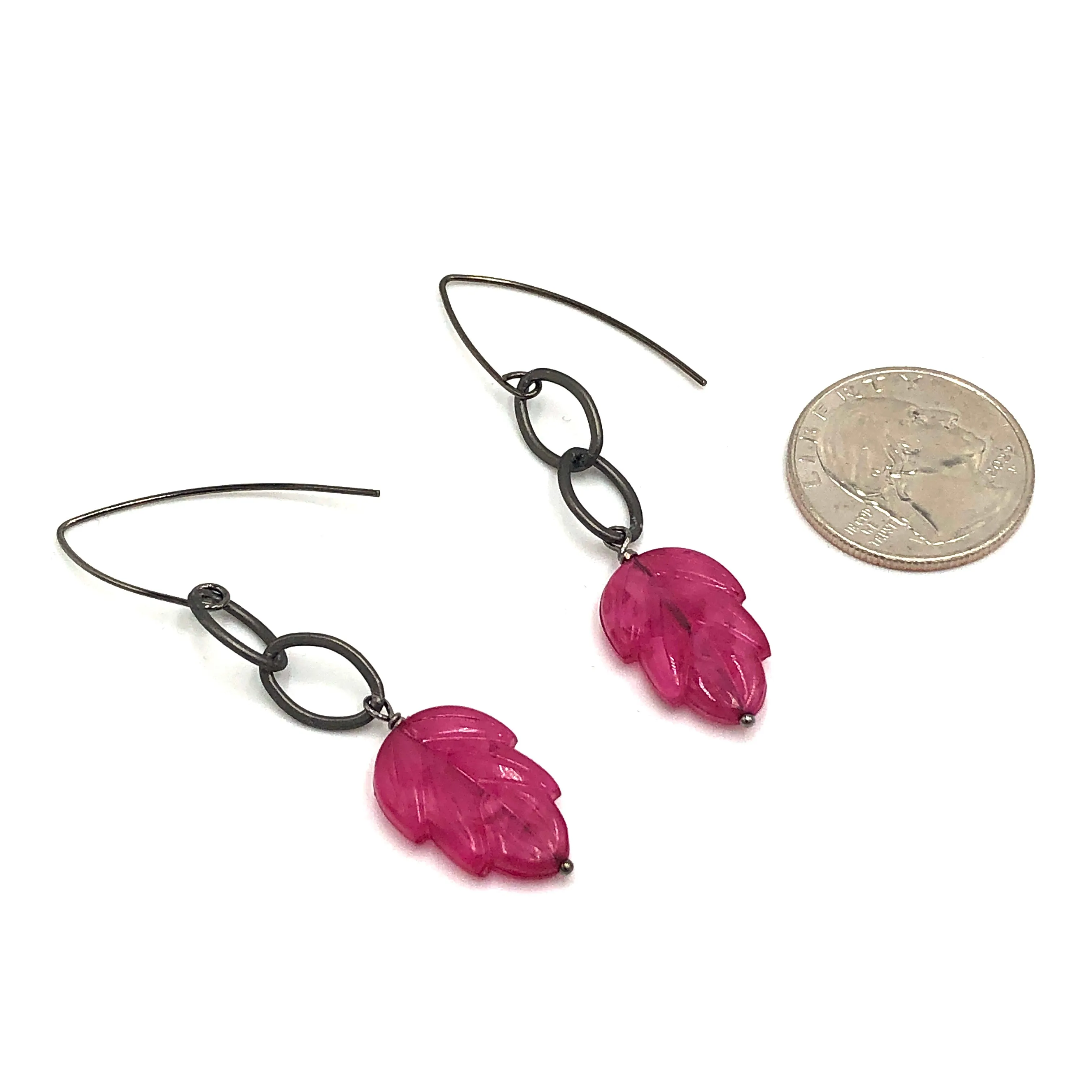 Viva Magenta Leaf Link Earrings