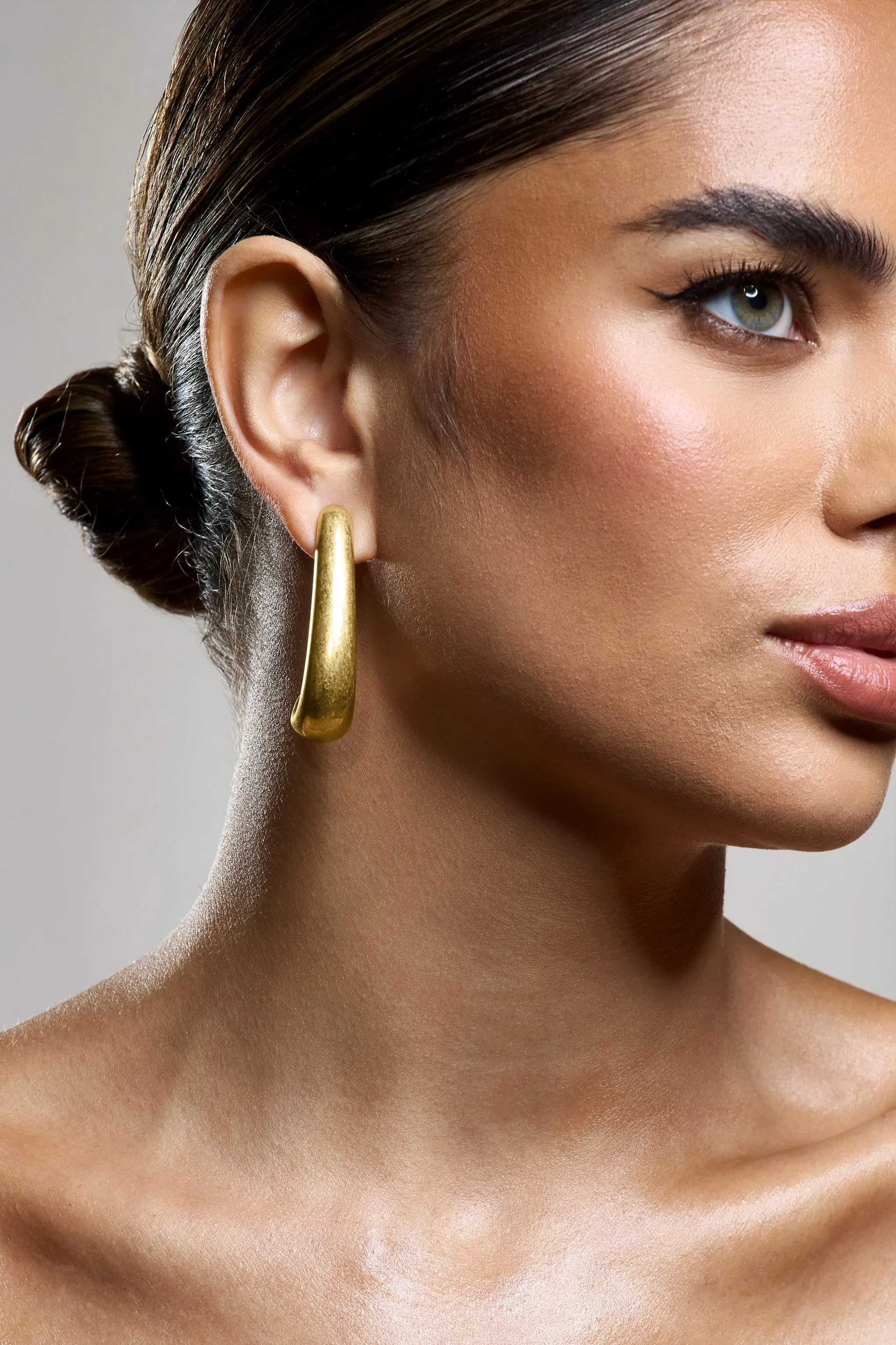 Zariah | Gold Curve Earrings